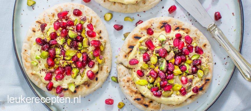 Gegrild pitabroodje met hummus
