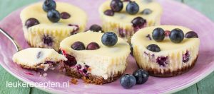mini-cheesecakes-blauwe-bessen - leukerecepten.nl