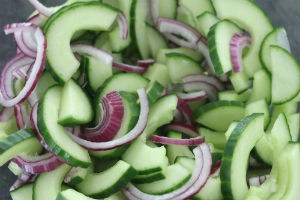 komkommersalade met appel leukerecepten.nl