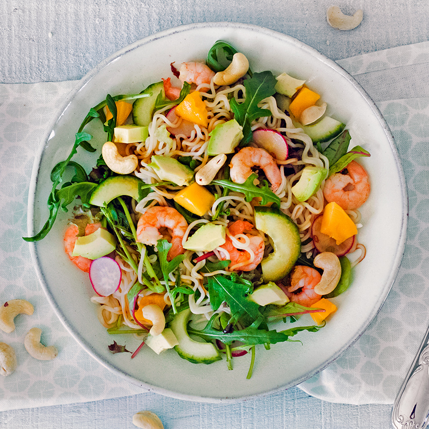 noedelsalade_met_garnalen