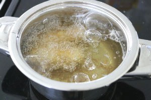aardappelkroketjes-met-amandel leukerecepten.nl