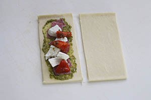 bladerdeegbroodjes pizza leukerecepten.nl