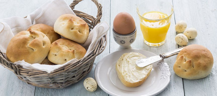 Paashaas broodjes voor de paasbrunch