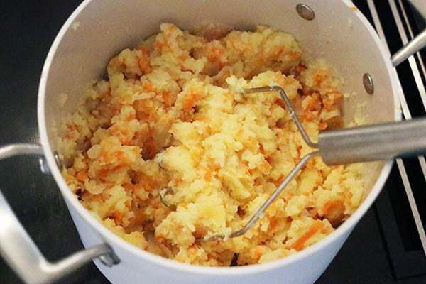 Hutspot - Makkelijk basisrecept peen en uien - Leuke Recepten
