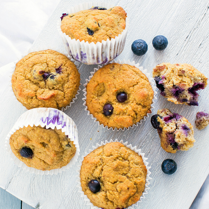 bananenbread-muffins-met-bessen_vnw