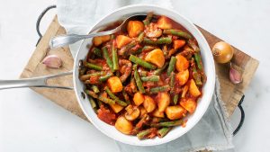 Sperziebonen in tomatensaus maken