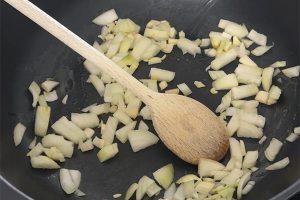 Orzo met spinazie en tomaatjes stap 1