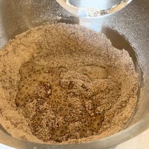 Ontbijtkoek maken stap 1