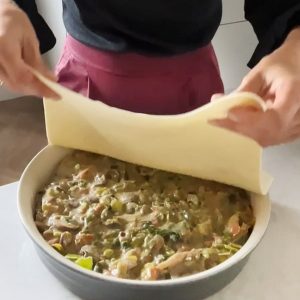Romige groentestoof met bladerdeeg stap 5