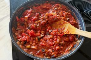 Vegan shakshuka: smaakvol en plantaardig stap 4