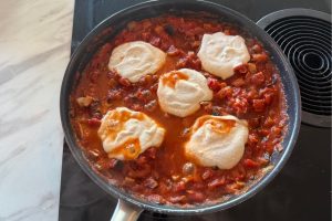 Vegan shakshuka: smaakvol en plantaardig stap 6