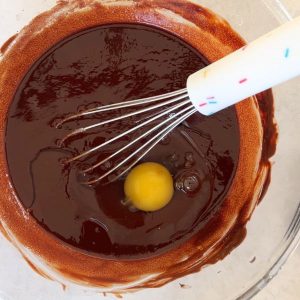 Brookies maken: brownie en cookie in 1 stap 3