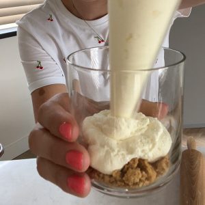 Mascarpone toetje met frambozen stap 2