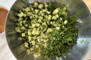 Edamame salade met pindadressing stap 3