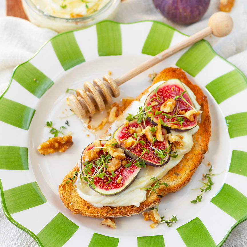 Toast met brie en vijgen