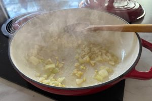 Aubergine stoof met zoete aardappel stap 1