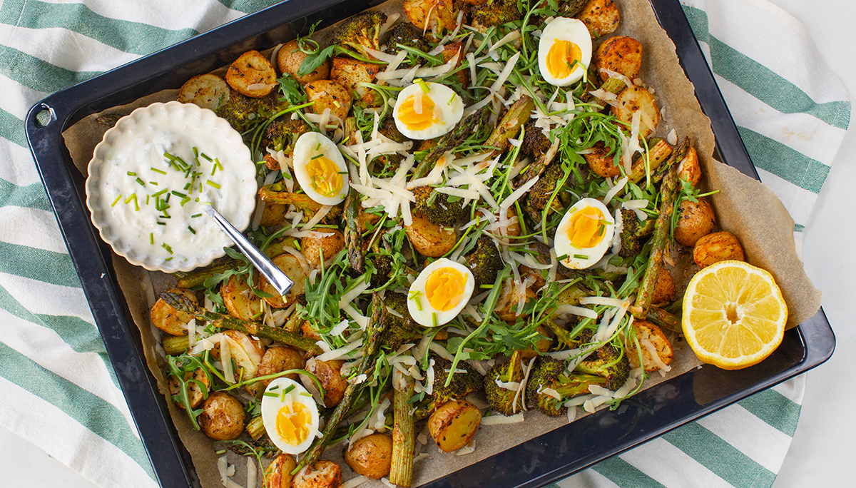Lente traybake met groene asperges