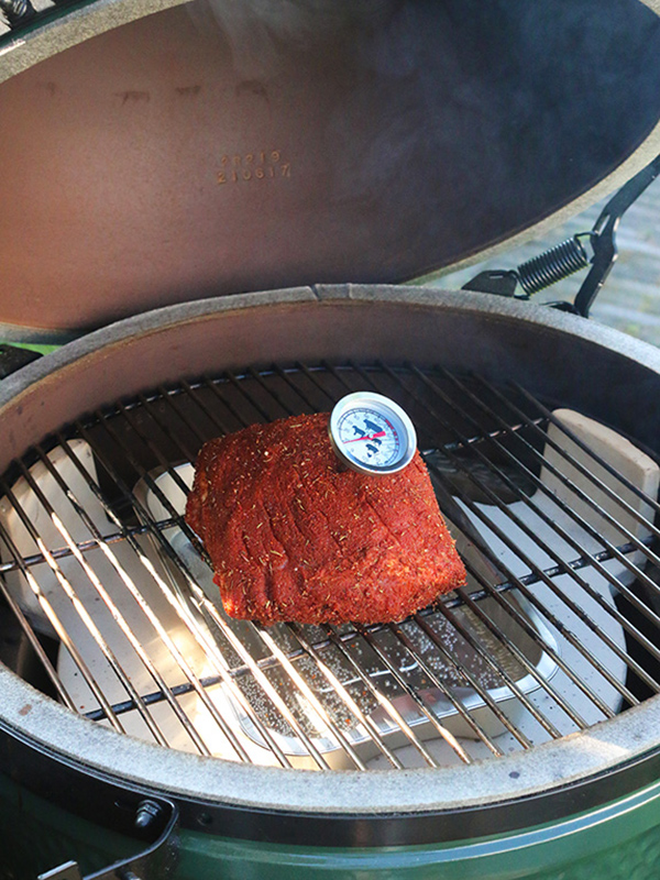 pulled pork op de barbecue bereiden