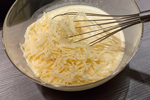 cheese onion quiche 1