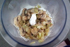 gevulde kipfilet met champignons 01