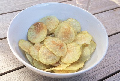 landinwaarts Verloren hart wat betreft DIY: aardappelchips uit de magnetron - LeukeRecepten