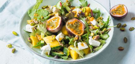 Tropische salade met passievrucht