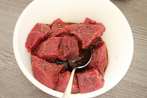 steak skewer_mango_02.jpg