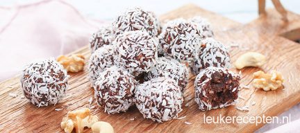 Gezonde chocoladetruffels met noten en kokos