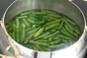 green beans_soup_01.jpg