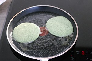 spinach_pancakes_02.jpg