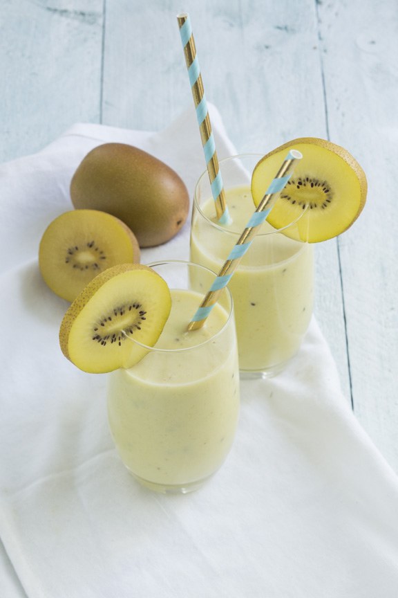 Kokos wentelteefjes met kiwi + smoothie - Leuke recepten