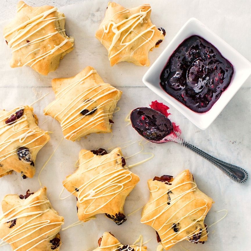 Christmas scones with cranberry