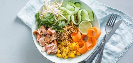 Noodle bowl with salmon