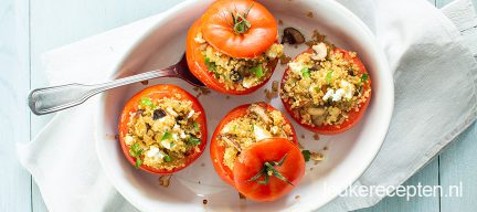 Light recept: gevulde tomaten met quinoa