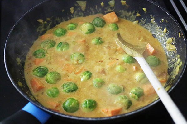 brussels sprouts_curry_03.jpg