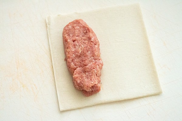 sausage rolls_01.jpg