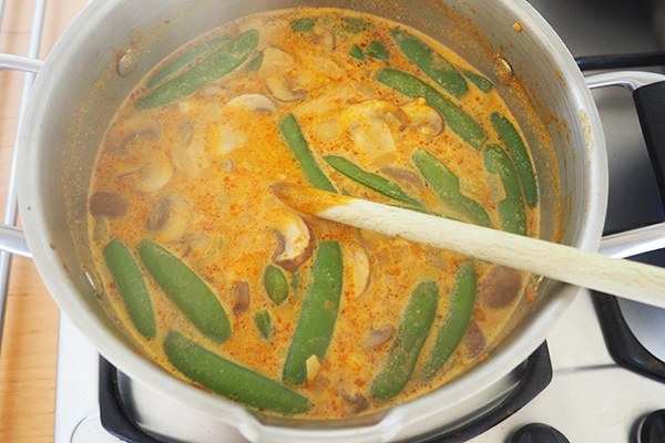 Thai-vegan-chicken soup_05.jpg