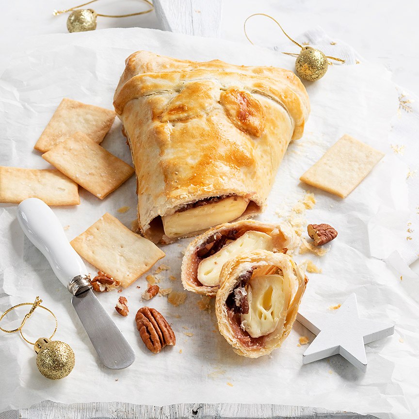 Baked brie in puff pastry
