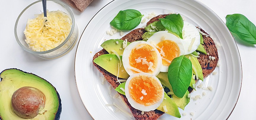 Toast met ei en avocado, een gouden én gezonde combi