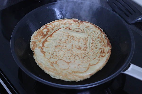 pancake-rolls-01.jpg