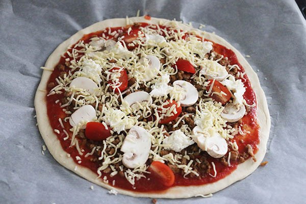 pizza-pittig-gehakt-06.jpg
