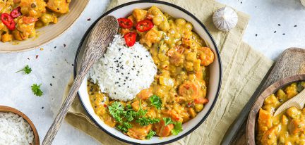Romige vegan curry met zoete aardappel