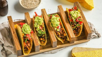Vegan taco recept met salsa en guacamole